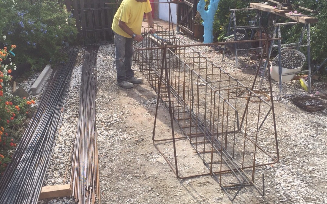 Trabajos de ferrallado a pie de obra