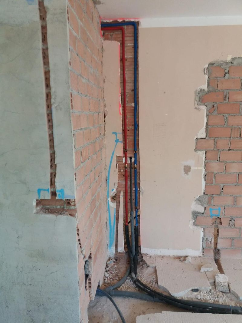 construcción de duchas en Málaga
